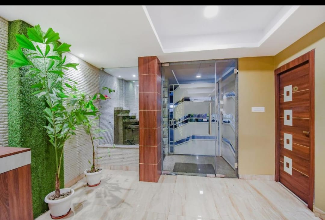 Ready hotel sale Kolkata 5 cr